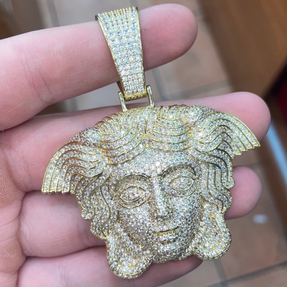 🔥Men CZ Diamond Iced Out Famous Medusa 14K Gold Plated Big Pendant For Up to 20
